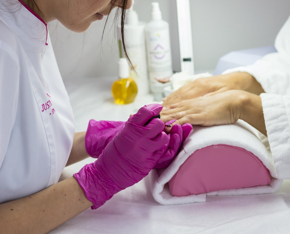 Beautician 5529805 1920