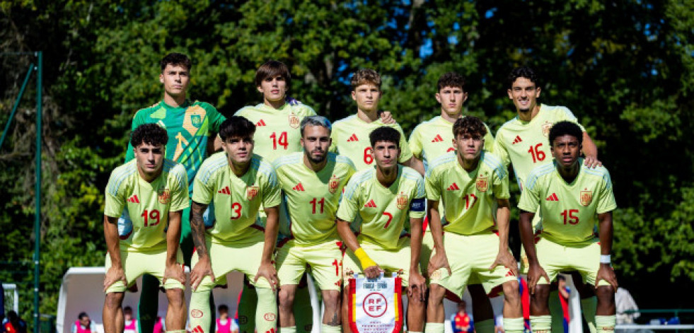 Titularidad para David Mella con España en el último partido antes de volver a A Coruña