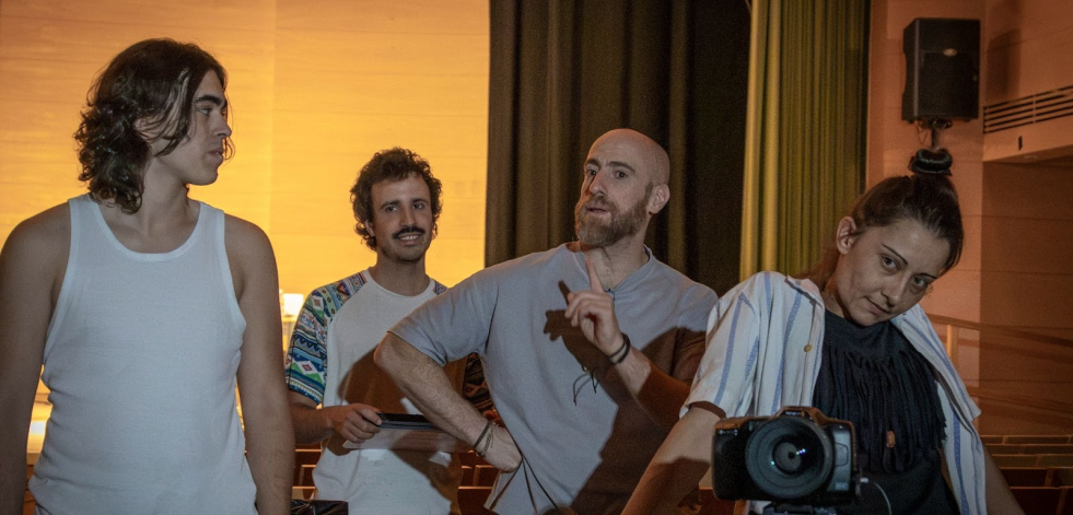 Dirección de cine, técnica de iluminación y música electrónica: nuevas formaciones de Off Escac en Santiago