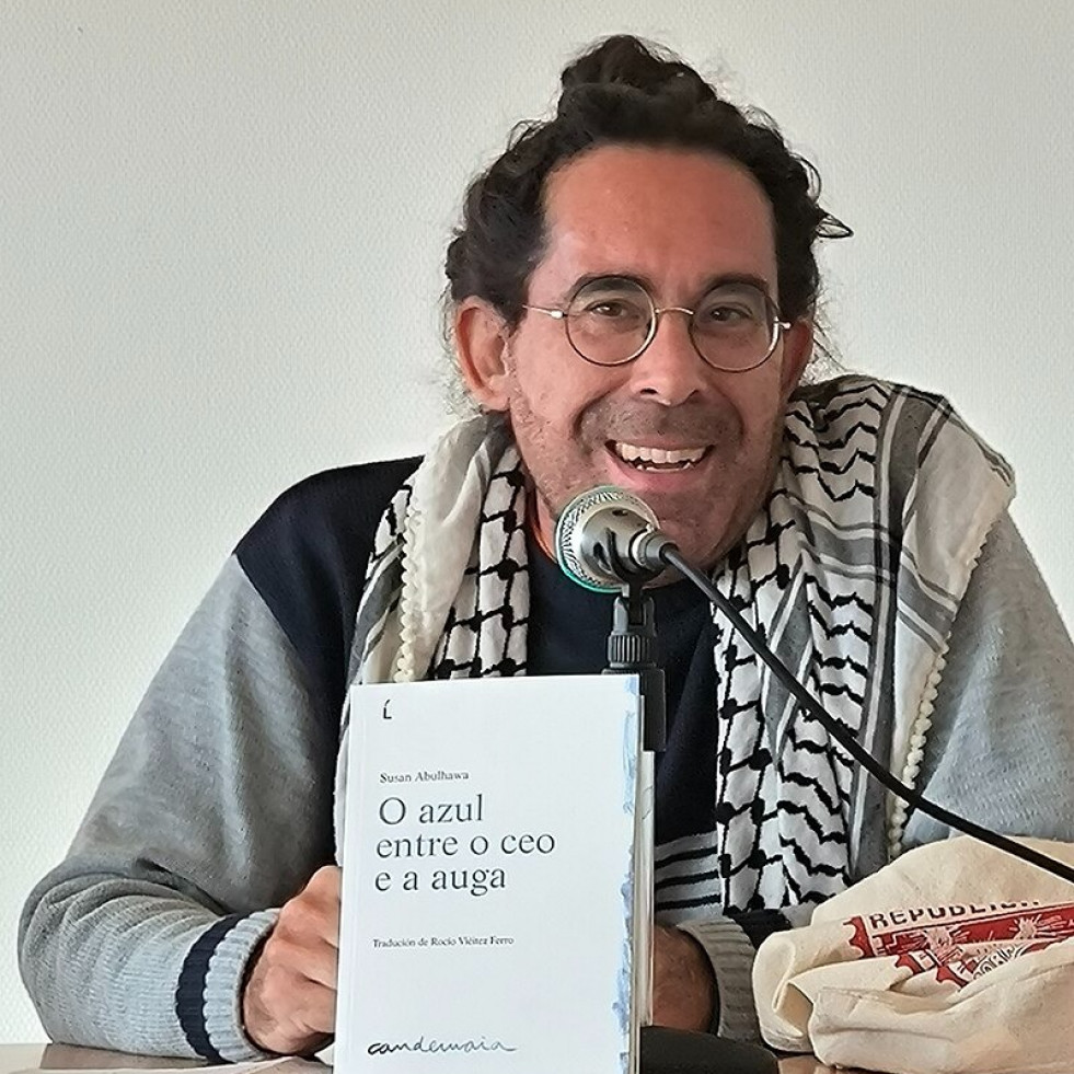 “Baobab”: un fotopoemario de Moncho Iglesias que viaxa por África