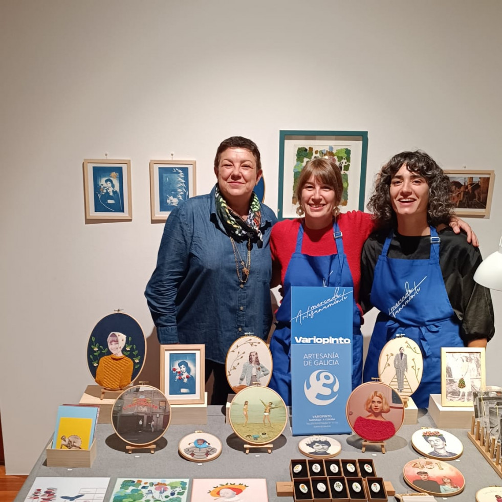 La Xunta impulsa en Santiago la comercialización de Artesanía de Galicia en el mercado 'Artesanamente'