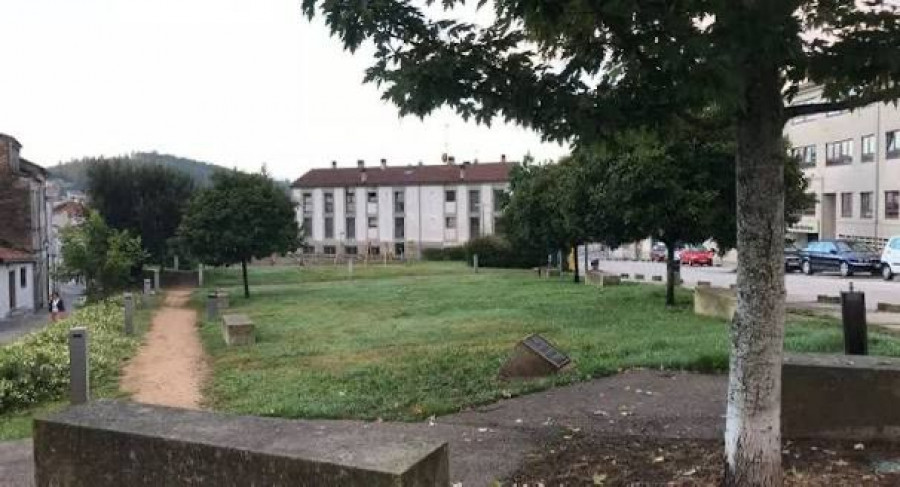 Demandan la reapertura tras 15 años del aparcamiento de la plaza Marcial Villamor